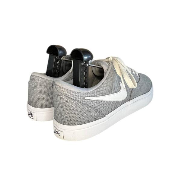Womens Nike SB Check Solarsoft Low Skate Shoes Size 8.5 Gray White - Picture 3 of 6